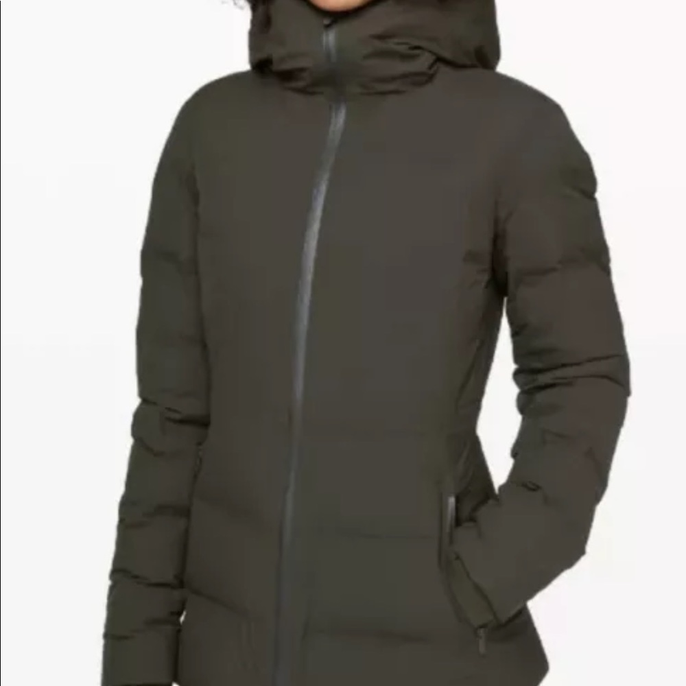 EUC Lululemon Sleet Street